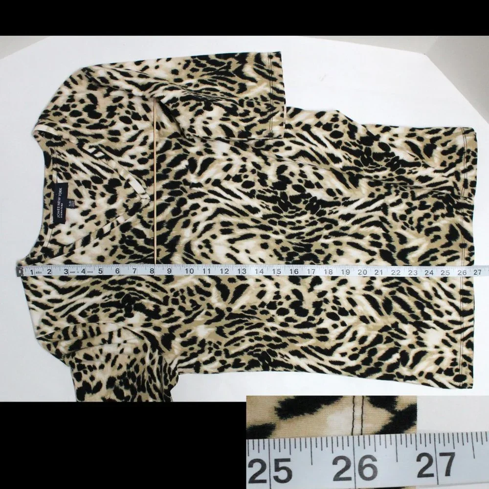 Women's Jones New York Signature XL Animal Print Elbow Length Sleeve V-Neck Top